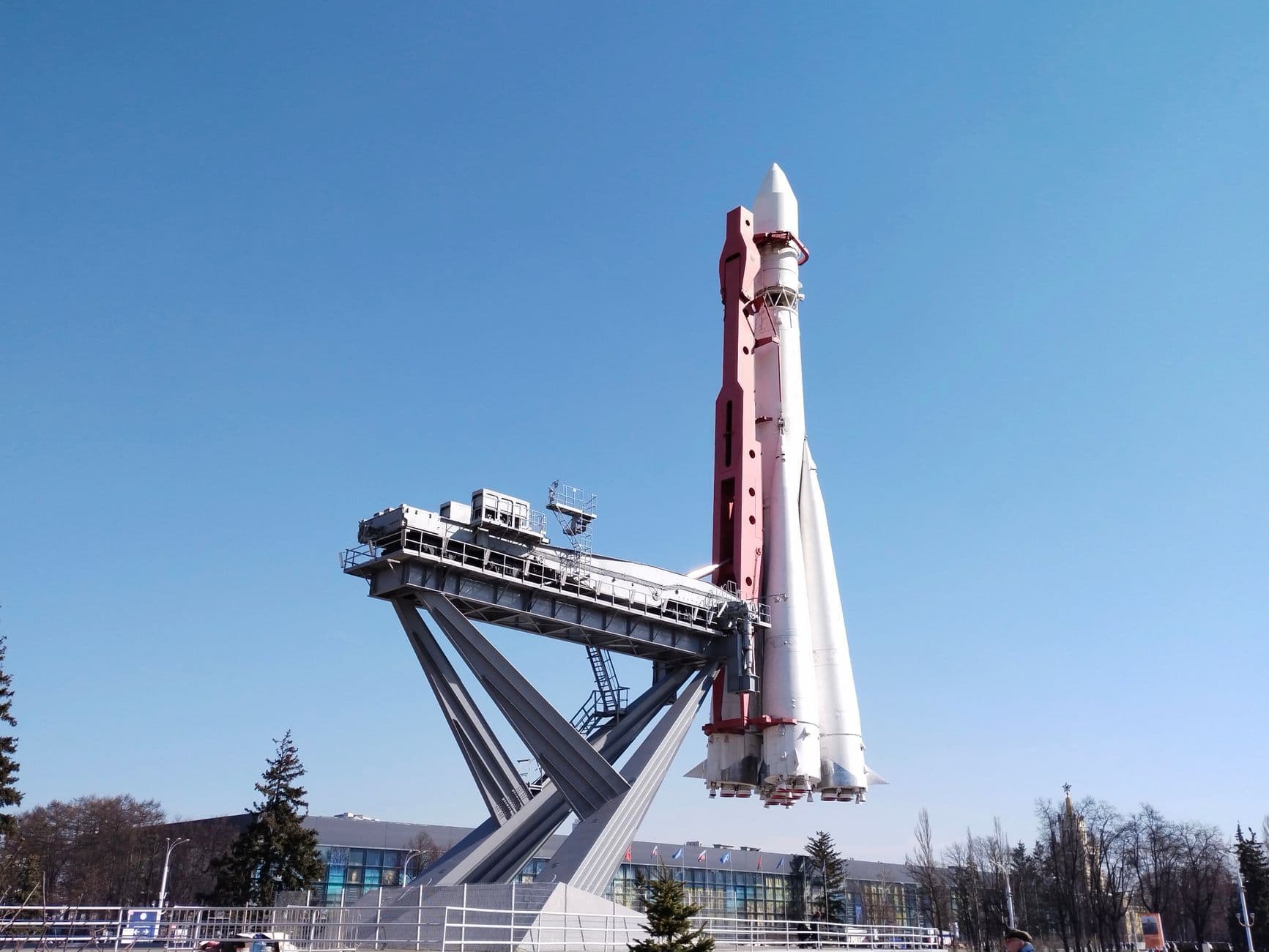 Uusi ISS-miehistö lähti matkaan Kazakstanista – kahdeksaa kuukautta odotetaan avaruusasemalla